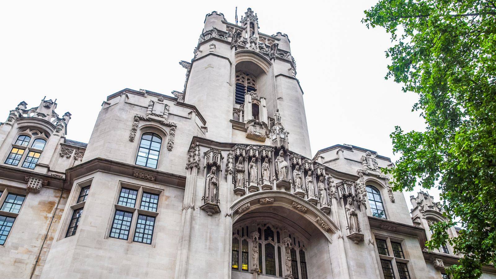 UK Supreme Court building representing highest appeal court for refugee status revocation UK 2025 legal challenges and immigration law protection