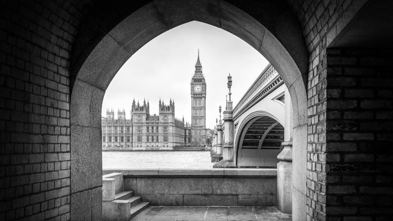 Palace of Westminster view symbolising legislative reforms in the UK Immigration White Paper 2025