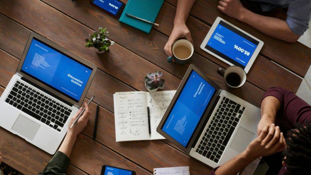 Business team collaboration planning representing advice on UK expansion through UK expansion worker visa strategic planning