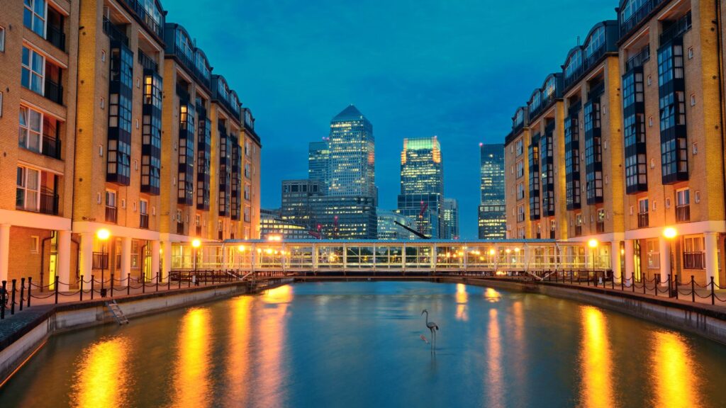 Real estate legal services UK 2025 – Canary Wharf property landscape
