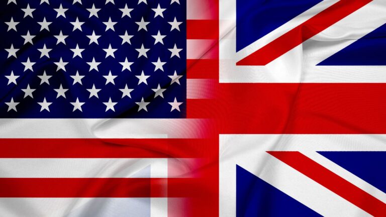 US and UK flags combined representing Americans moving to UK citizenship 2025 immigration surge and transatlantic migration trends